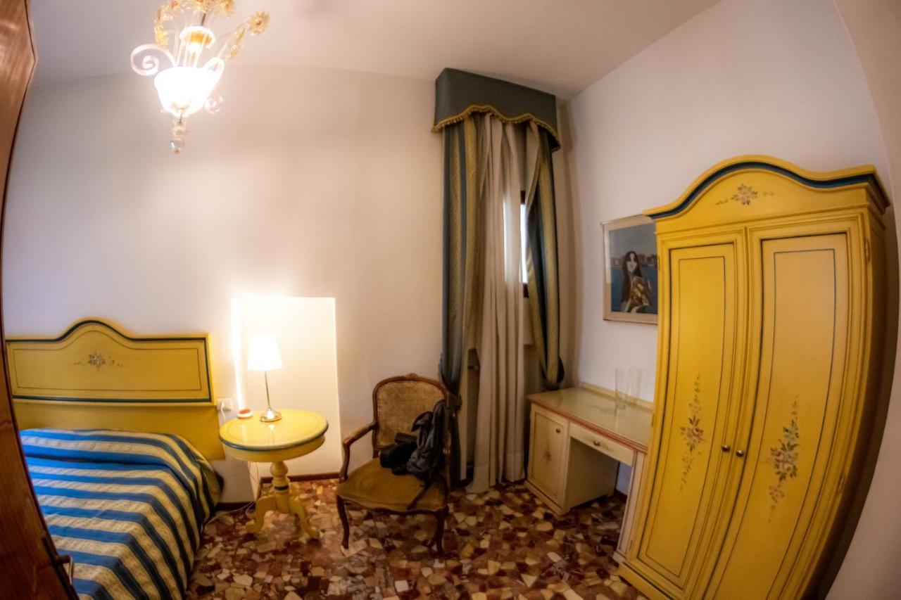 Zaffiro Apartment Венеция Экстерьер фото